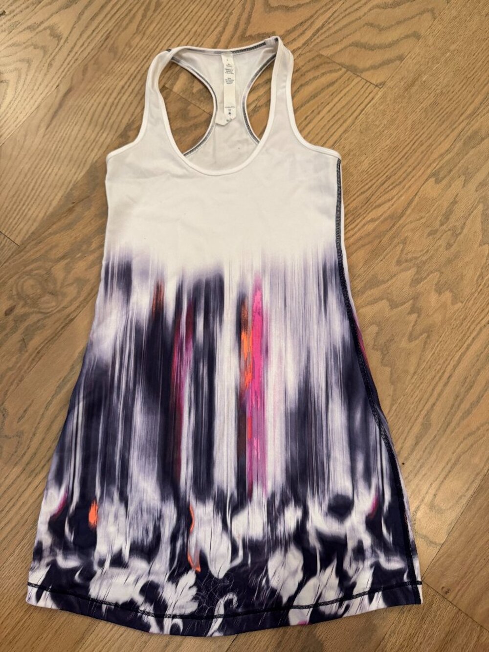 Vintage Lululemon long length colorful tank top. Size 4